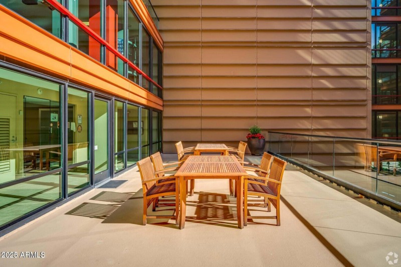 20230420180439209129000000-o