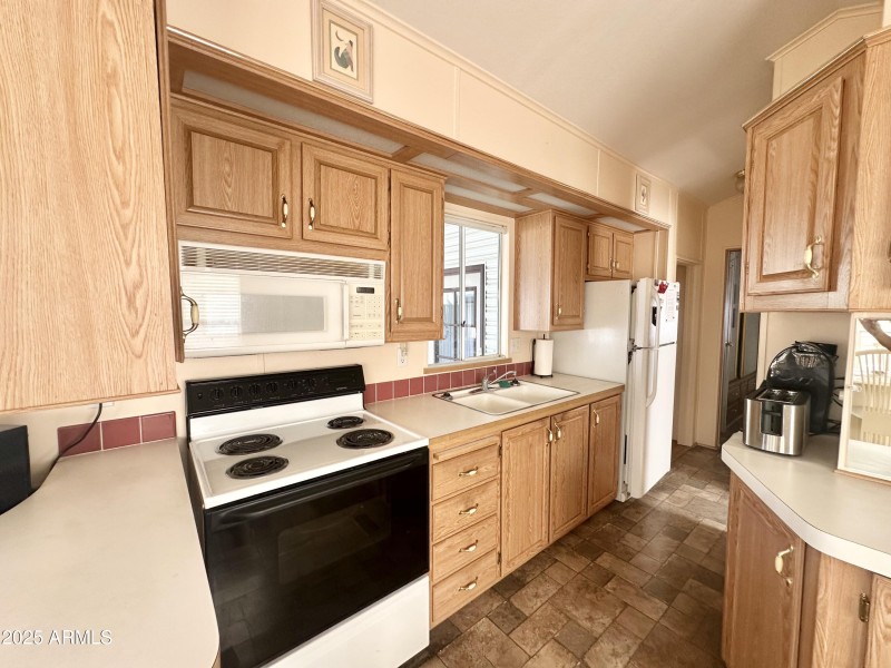 FULL SIZE STOVE