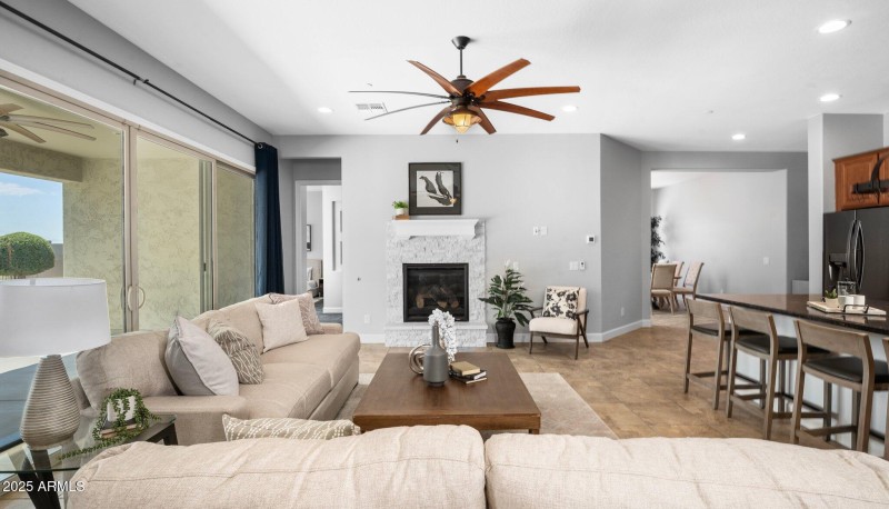 Seamless Indoor-Outdoor Flow