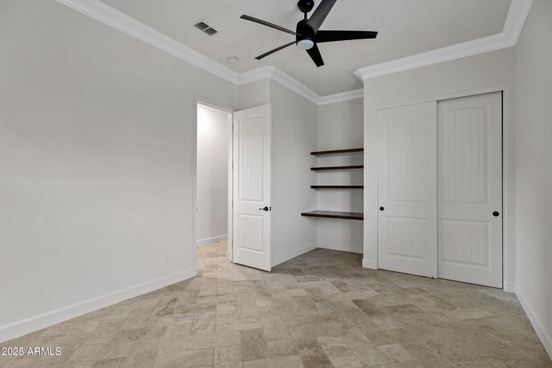 3076 E La Costa Dr-34