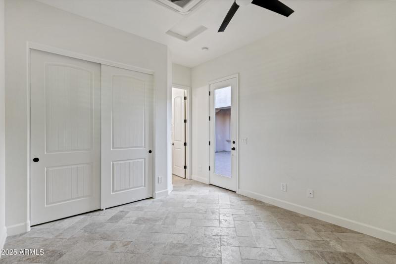 3076 E La Costa Dr-60