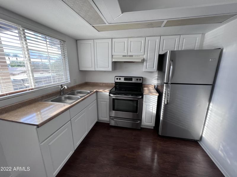 51814456-8E87-4252-9EDF-DDA6D1F94005