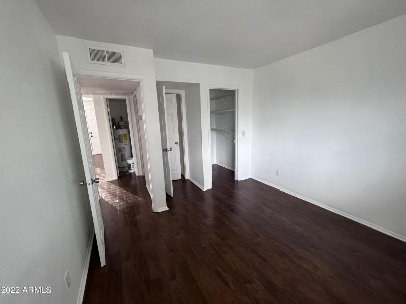 199B6040-4E4B-4A0F-B063-2E3400C3182B