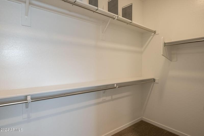 23-web-or-mls-901-s-smith-rd-1036