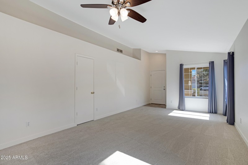 2372 E Springfield Pl-8