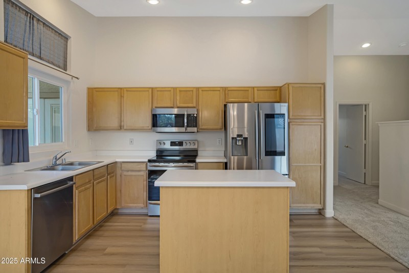 2372 E Springfield Pl-16