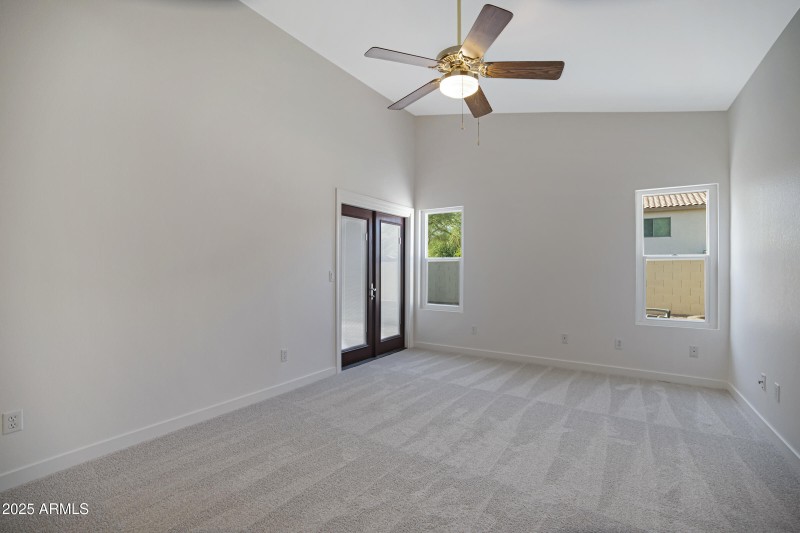 2372 E Springfield Pl-26
