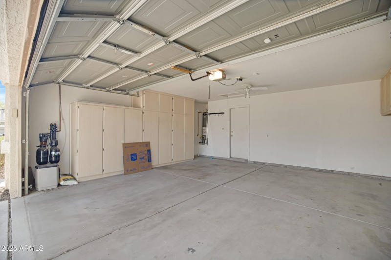 2372 E Springfield Pl-30