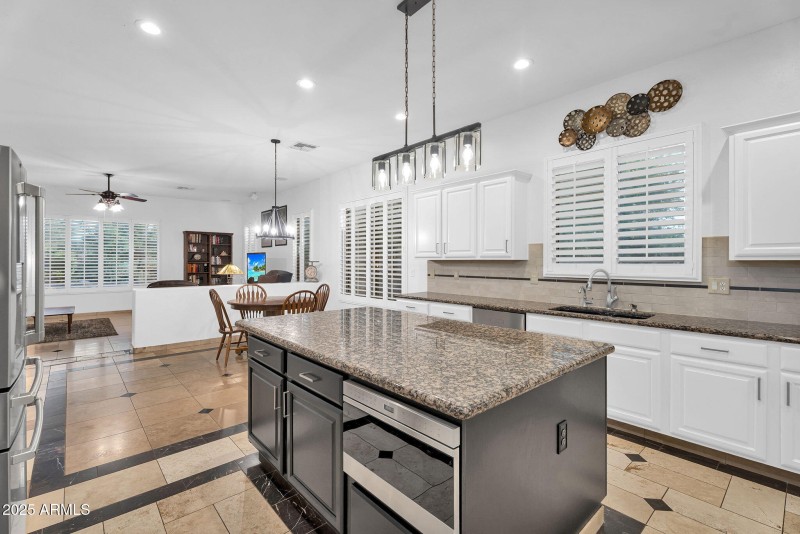 18-web-or-mls-Ravenswood-14
