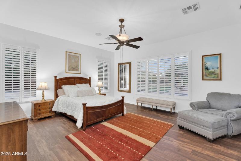 26-web-or-mls-Ravenswood-23