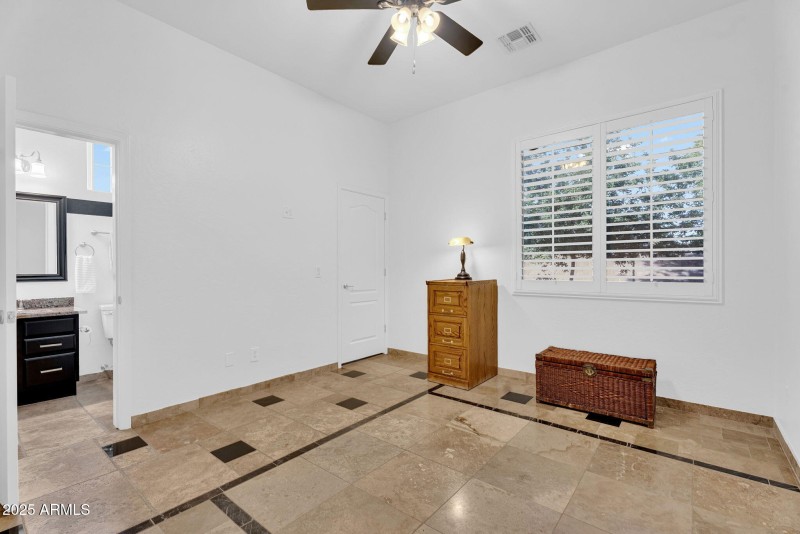 38-web-or-mls-Ravenswood-34