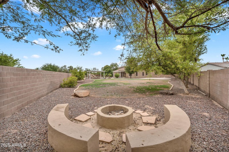 72-web-or-mls-Ravenswood-55