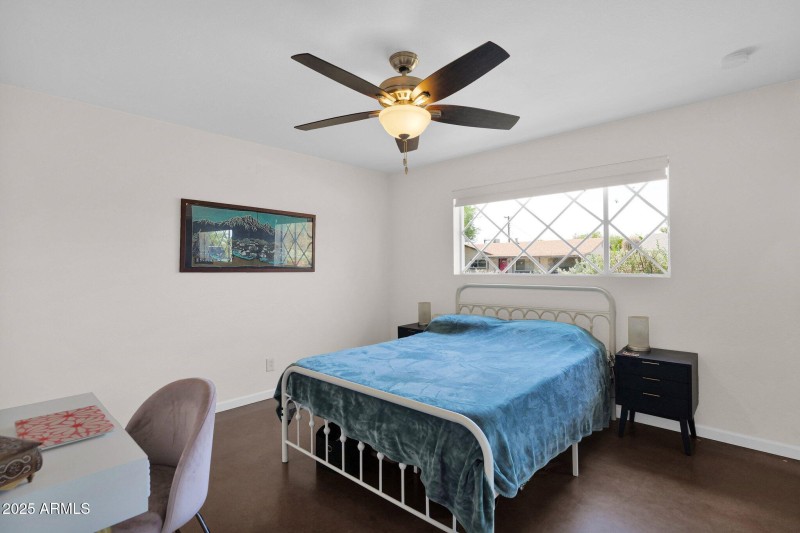 20 - 7240 E Garfield St.