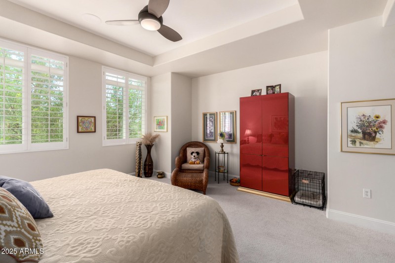 Primary Bedroom3