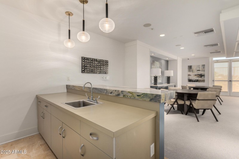 Full kitchen2