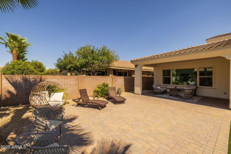 48-web-or-mls-10548 E Kinetic Dr Mesa-48