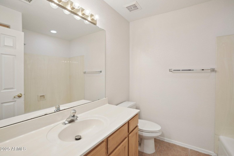 19-web-or-mls-E 9th Pl 31-S0907-019
