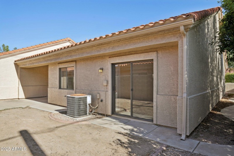 28-web-or-mls-E 9th Pl 31-S0907-028