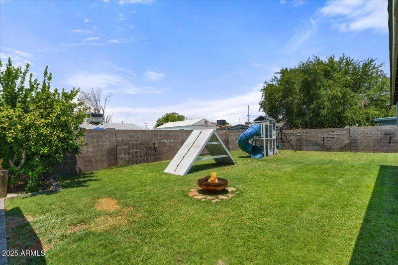 32-Back yard