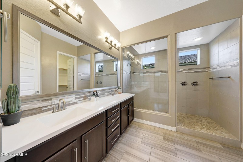 Double Sinks