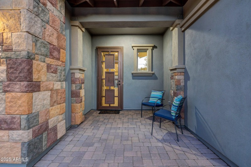 Front Door/Porch