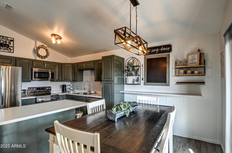 Kitchen 1
