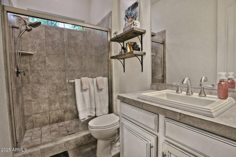 924 Dumbarton Next Gen Bathroom