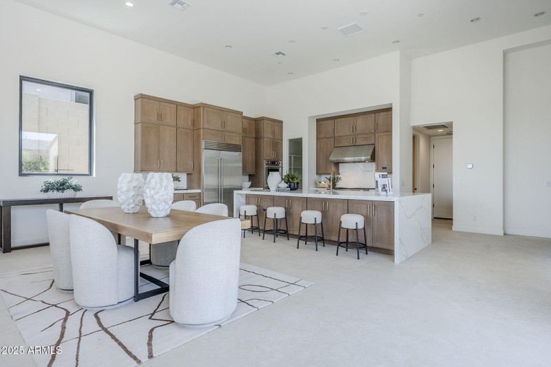 Great Entertaining Space!