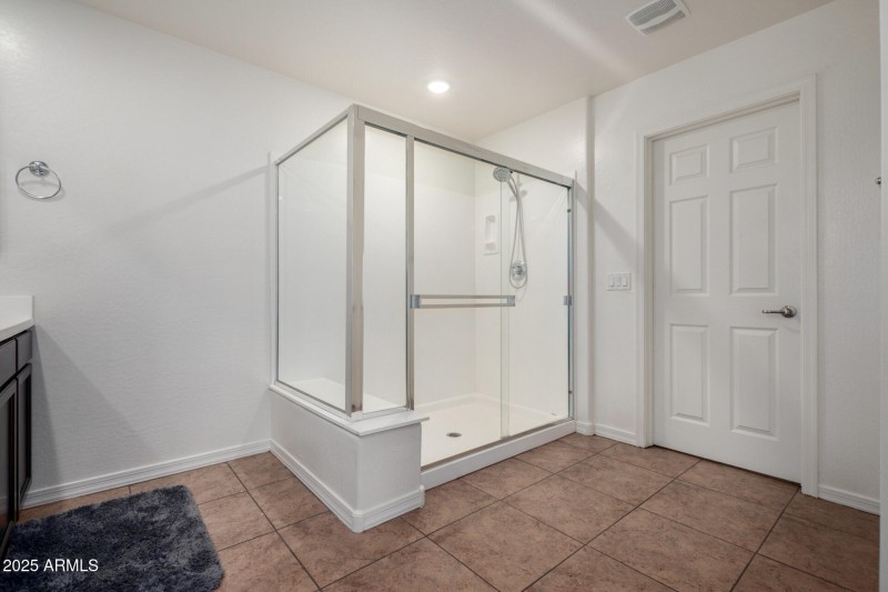 Primary Ensuite 1