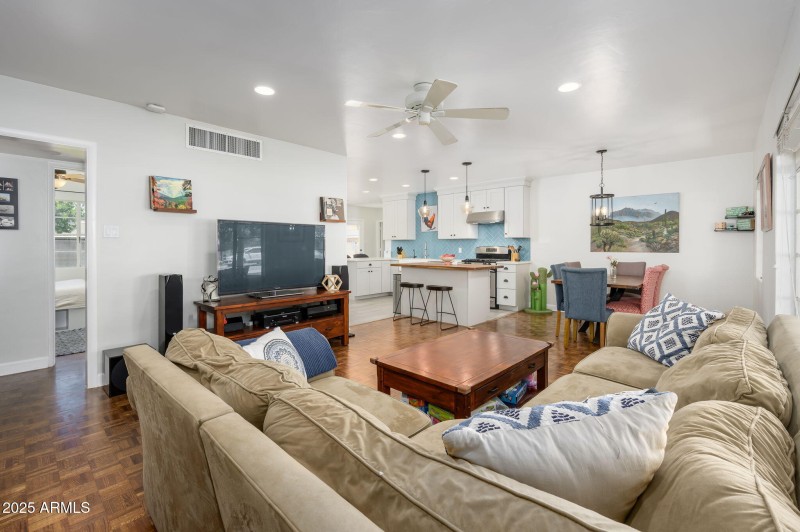5-web-or-mls-Edgemont-13