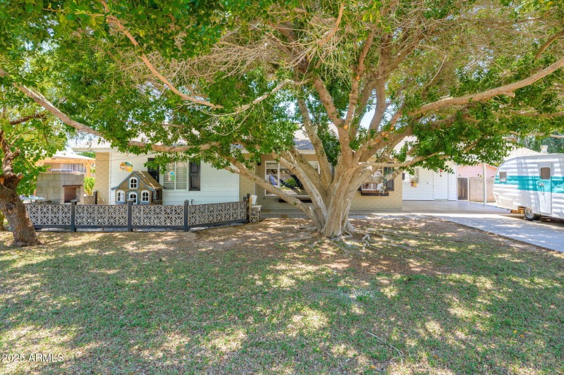 29-web-or-mls-Edgemont-35