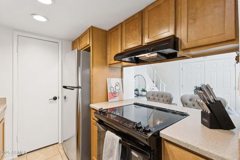 15-web-or-mls-N 81st St-L0907-015