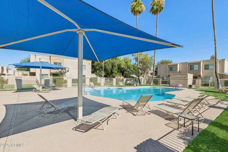 34-web-or-mls-N 81st St-L0907-034
