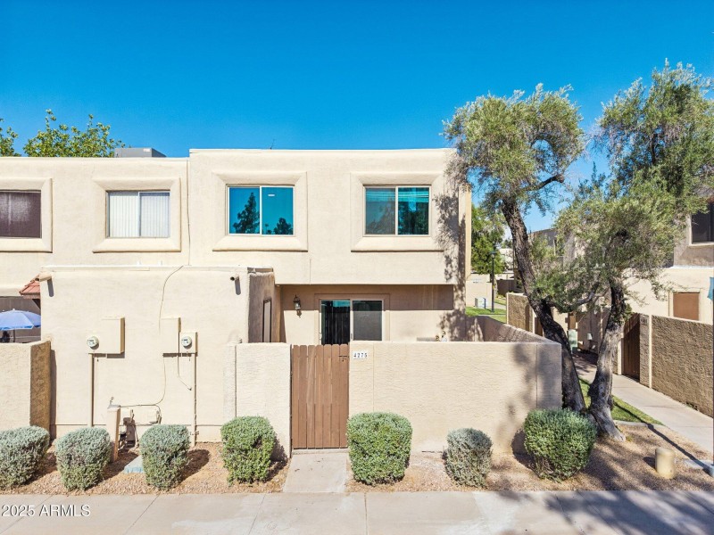 37-web-or-mls-N 81st St-0907-902