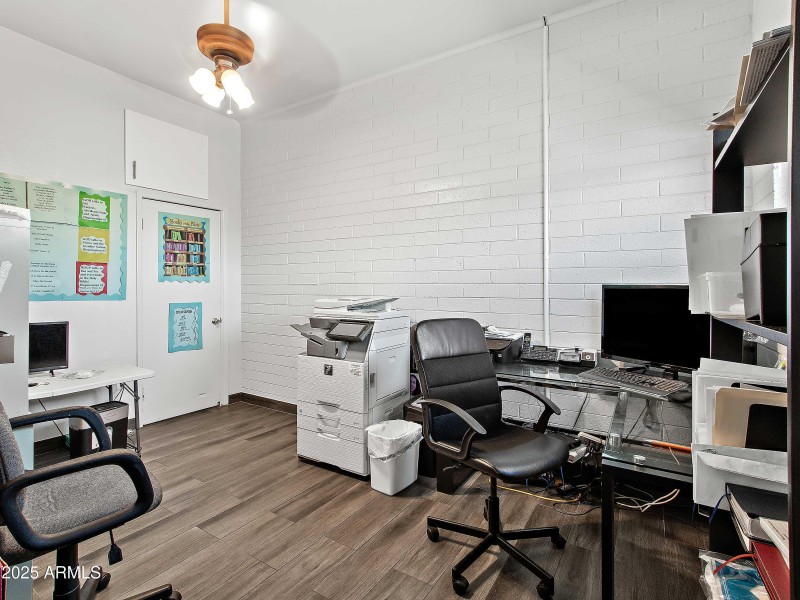 INTERIOR-2