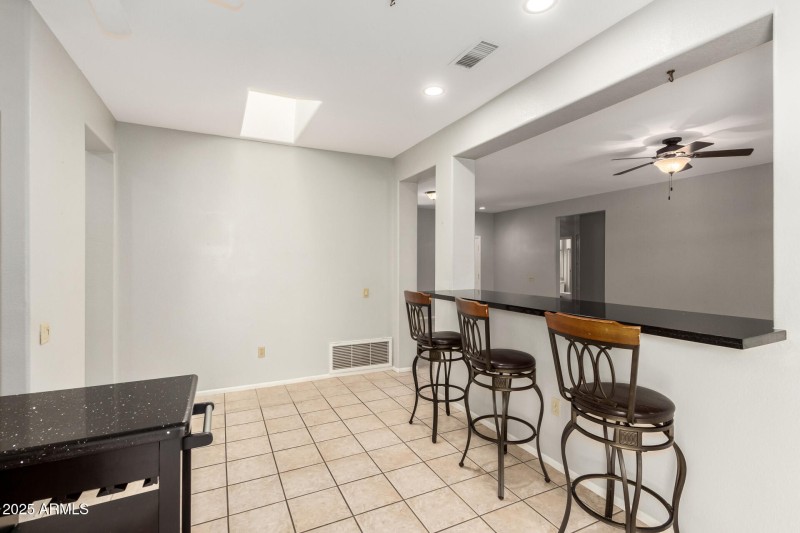 Good size breakfast bar