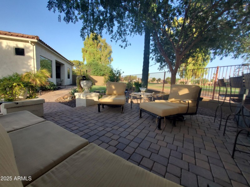 PATIO 4