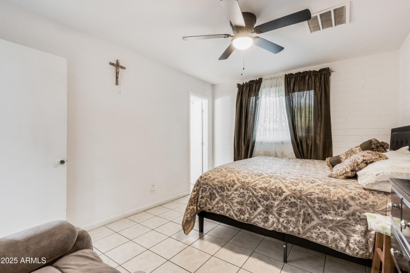 686f51_15 Montecito