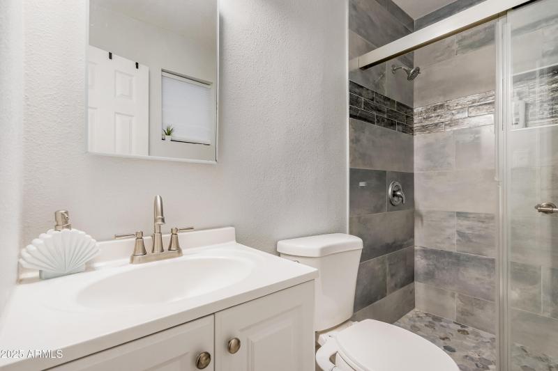 686f51_18 Montecito