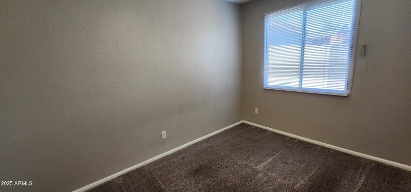 09 - Bedroom