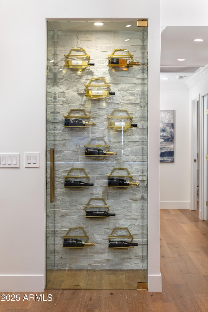 WINE GALLERY