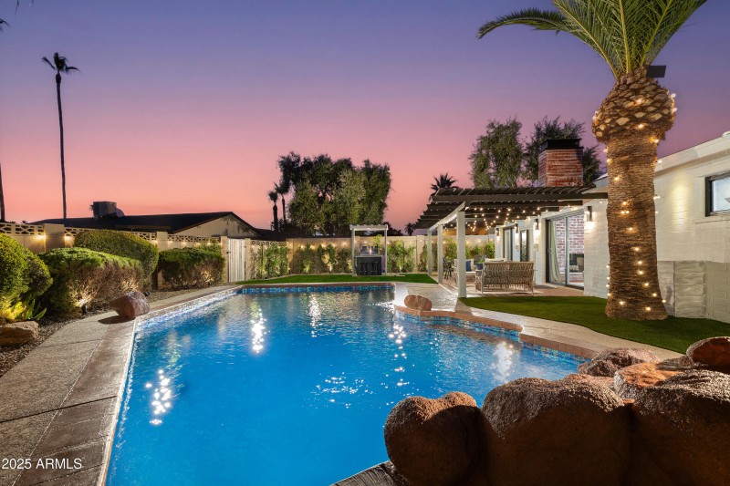 BACKYARD BLISS