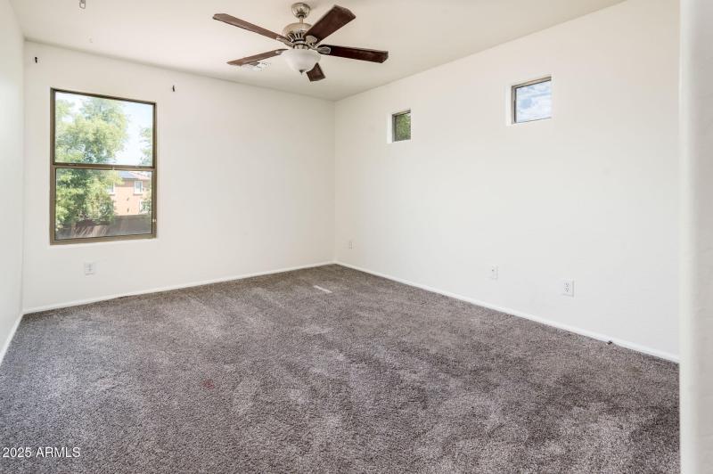 16218 W Gibson St - MLS-34