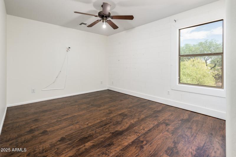 16218 W Gibson St - MLS-36