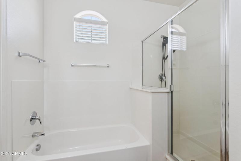 27-web-or-mls-2730-e-ellis-st