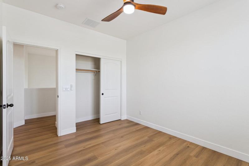 30-web-or-mls-2730-e-ellis-st