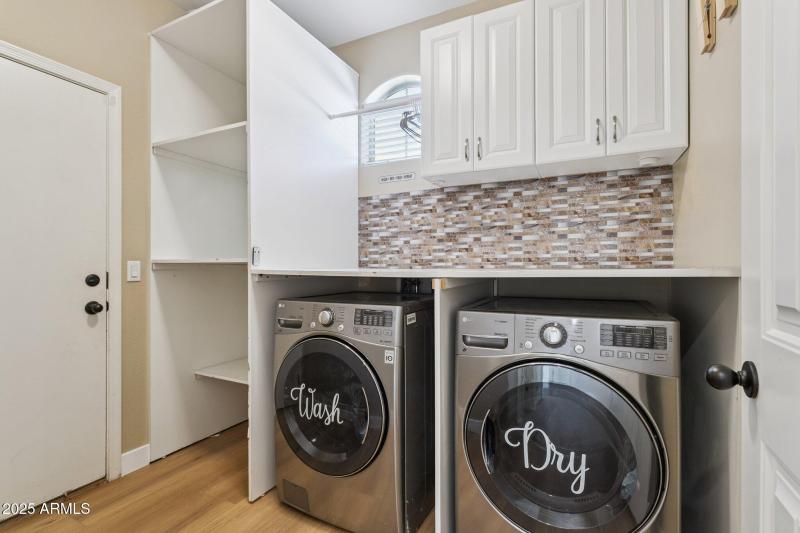 34-web-or-mls-2730-e-ellis-st