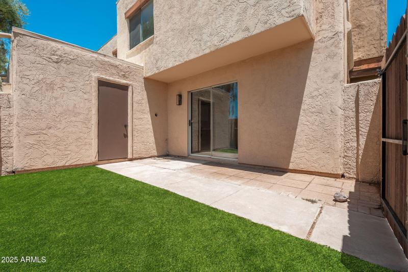 4228 N 81st St, 07-10 - 04