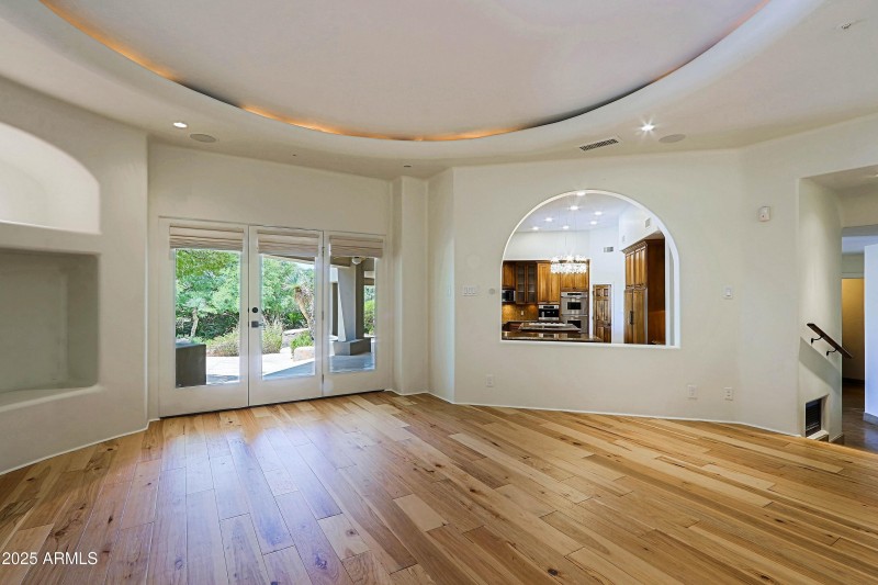 Family Room 4 (1)