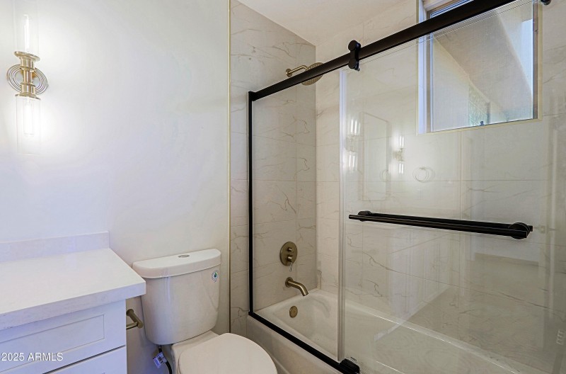Office Bath 2 (1)